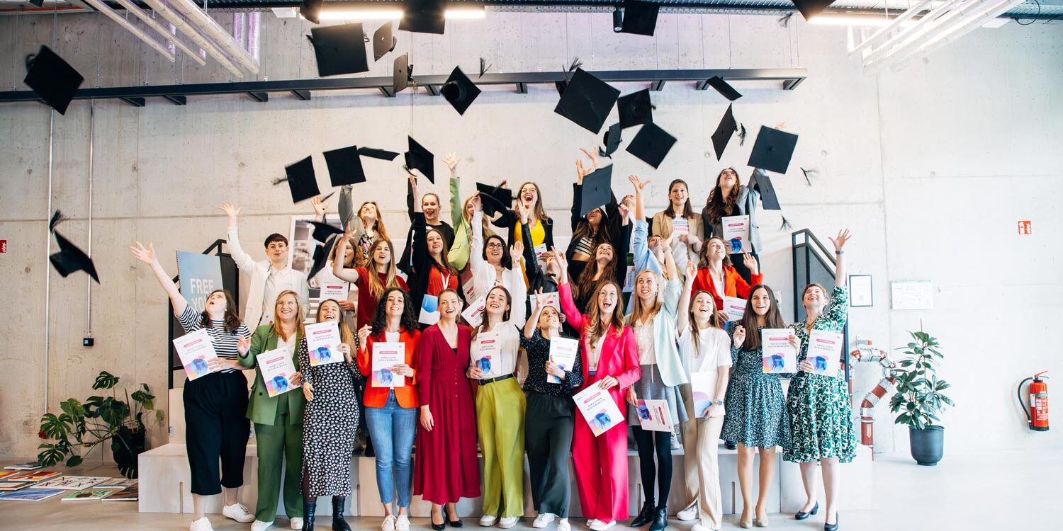 AbschlussB4_1 Impressionen von der Abschlussveranstaltung des dritten BayFiD Jahrgangs