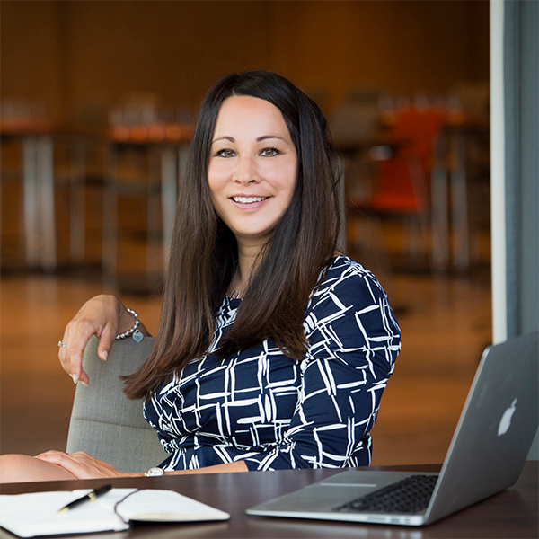 Portraitfoto von Yasmin Mei-Yee Weiß