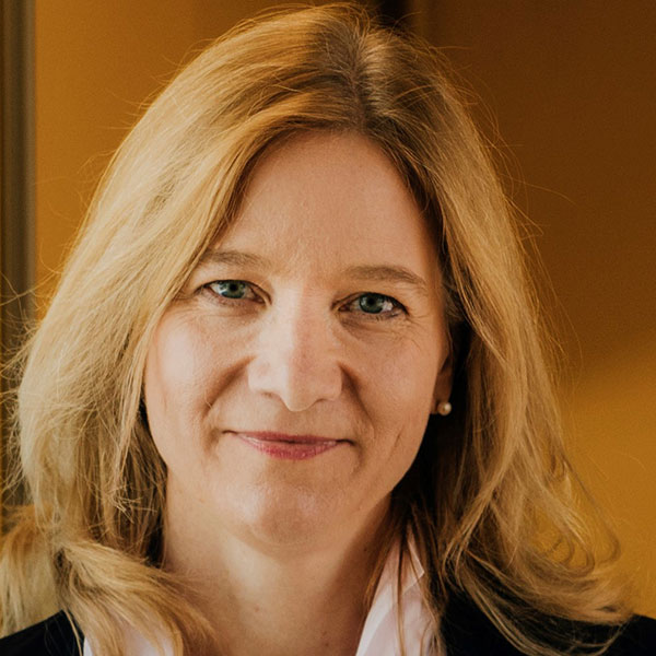 Portraitfoto von Barbara Ofstad