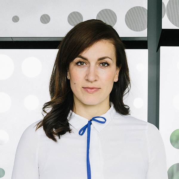 Portraitfoto von Magdalena Rogl