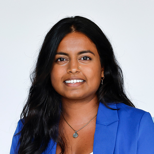 Portraitfoto von Abarna Baheerathan