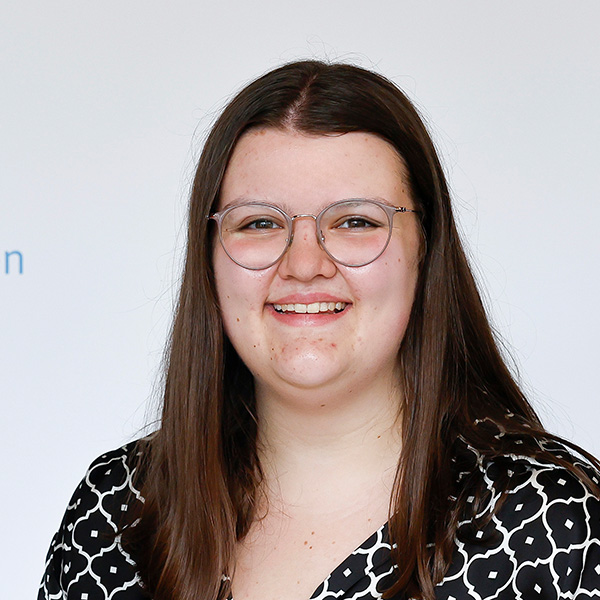 Portraitfoto von Carina Spöttle