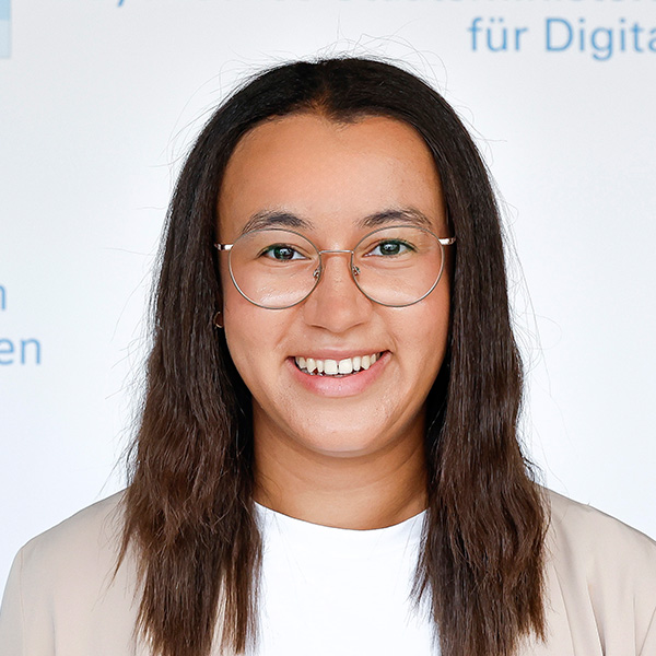 Portraitfoto von Liane Kpocheme