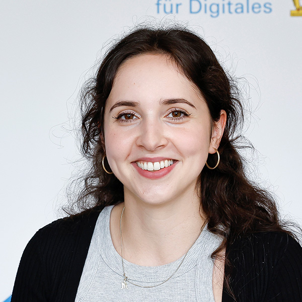 Portraitfoto von Melis Yaliniz