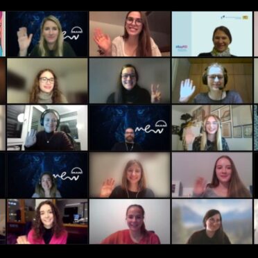 Screenshot des virtuellen Events, der einige Teilnehmerinnen zeigt