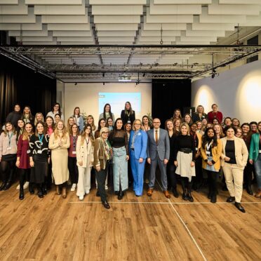 Gruppenfoto der BayFiD Talente bei DLD Media