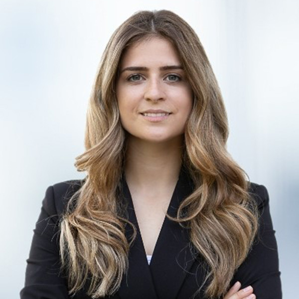 Portraitfoto von Katrin Baab