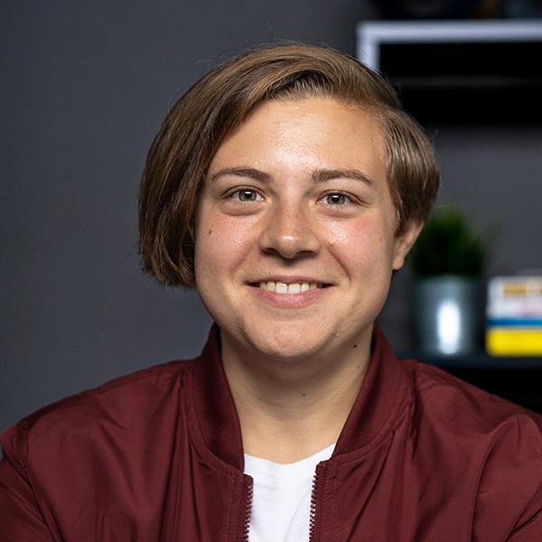 Portraitfoto von Saskia Grossmann