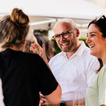 Der Digitalminister im Gespräch mit BayFiD-Talenten