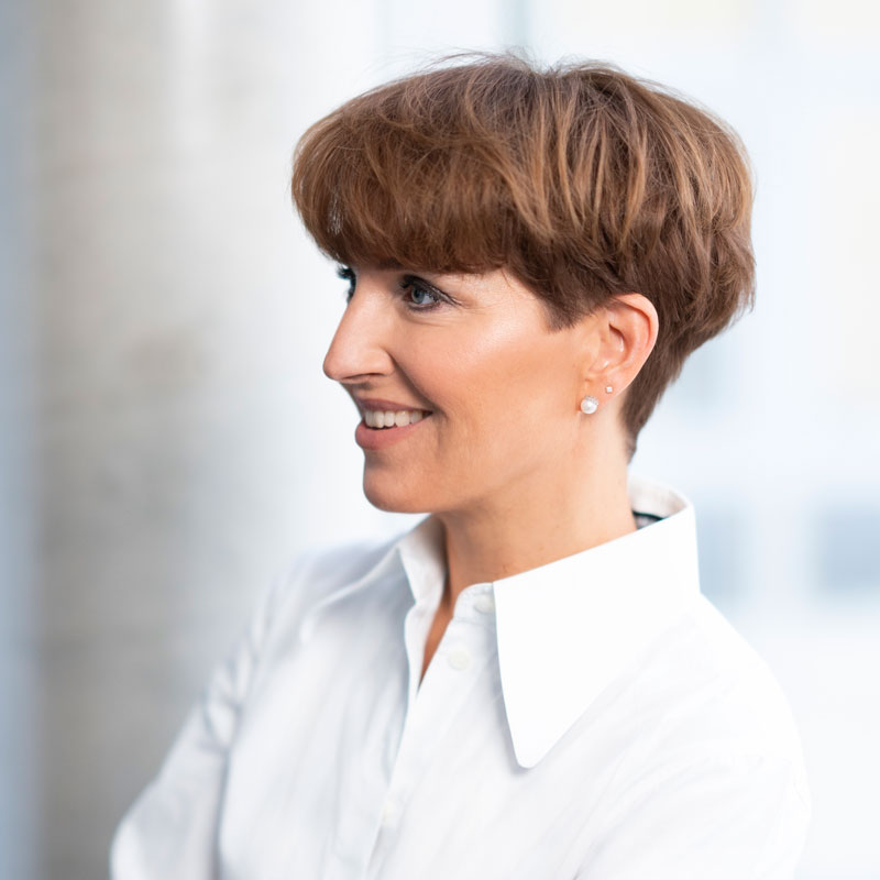 Portraitfoto von Dr. Astrid Fontaine