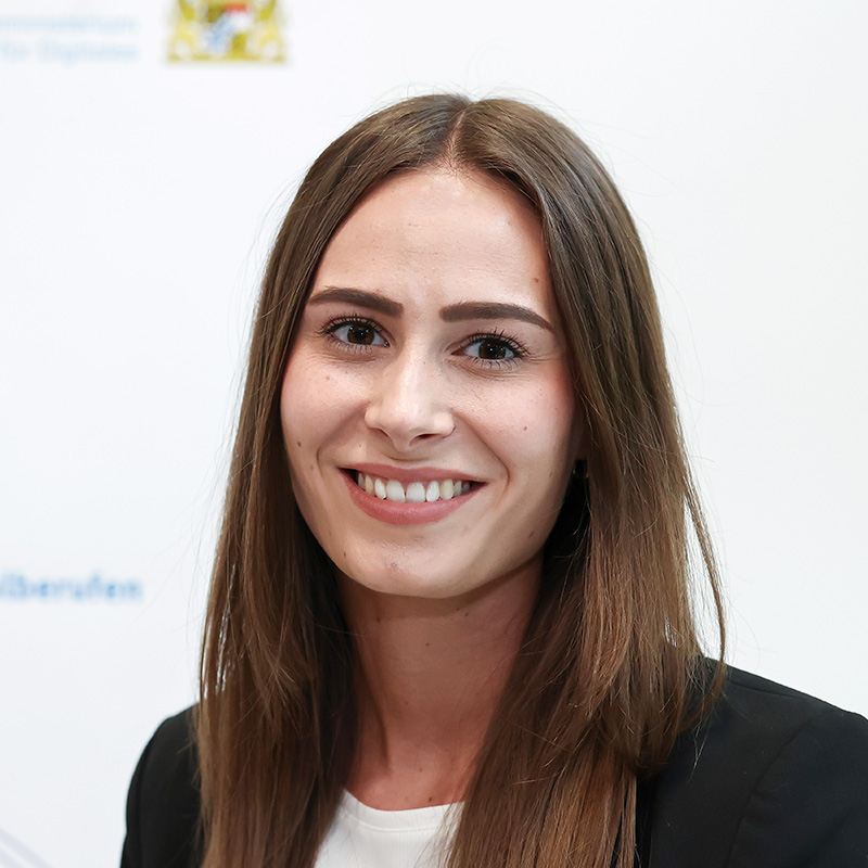 Portraitfoto von Alicia Weissenberger