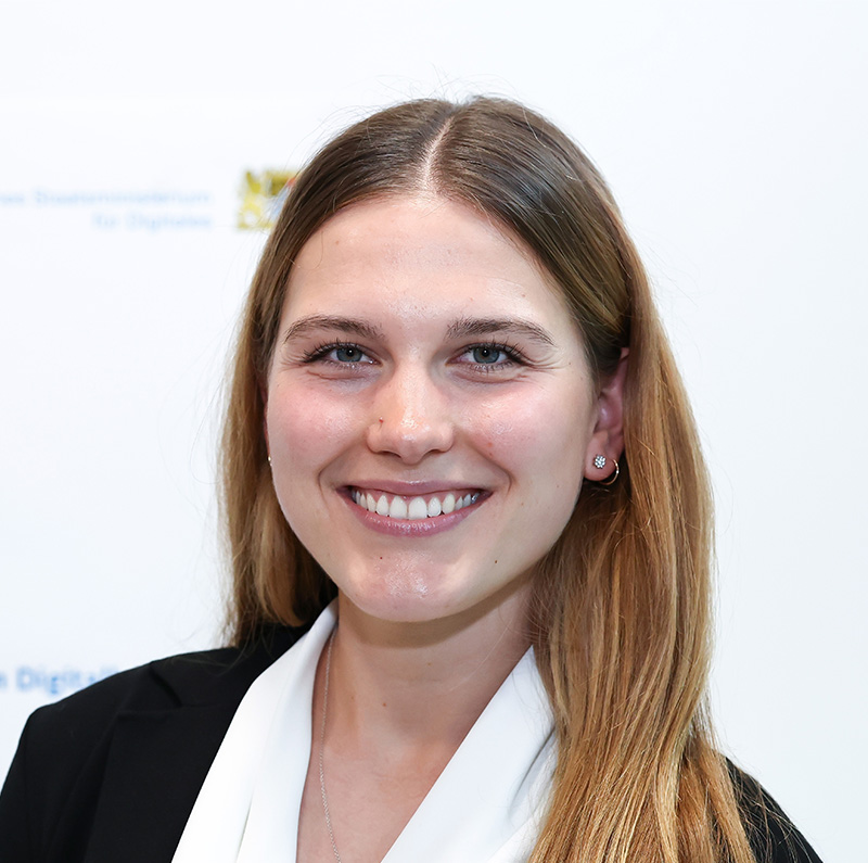 Portraitfoto von Katharina Kittelberger