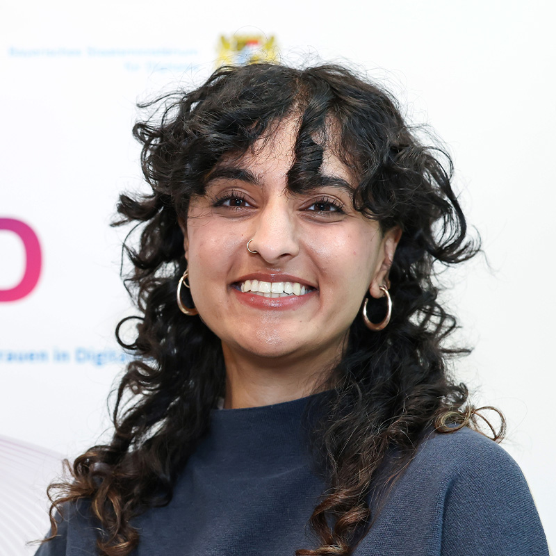 Portraitfoto von Musfira Naqvi