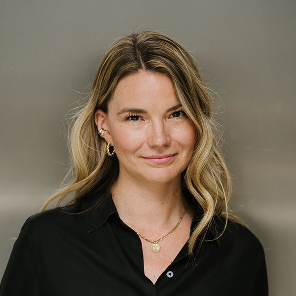Portraitfoto von Laura Hirvi